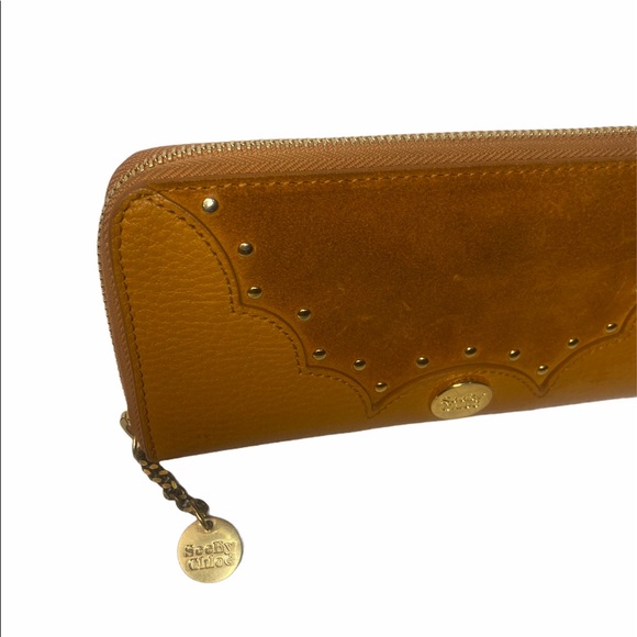 See By Chloe Long Zipper Wallet - Picture 2 of 15
